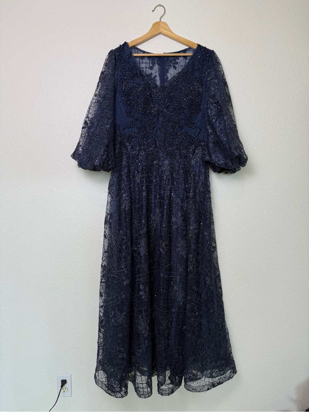 Mac Duggal floral beaded sequin evening/wedding dress size 16